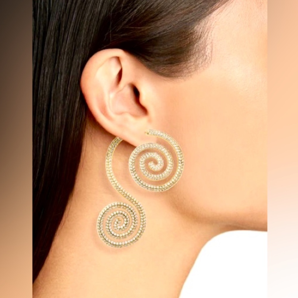 🌺🎉HP🎉🌺 NWT Cult Gaia Ramala Crystal-Embellished Gold Spiral Earrings - Picture 15 of 17